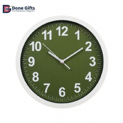 DO8003 - Wall clock